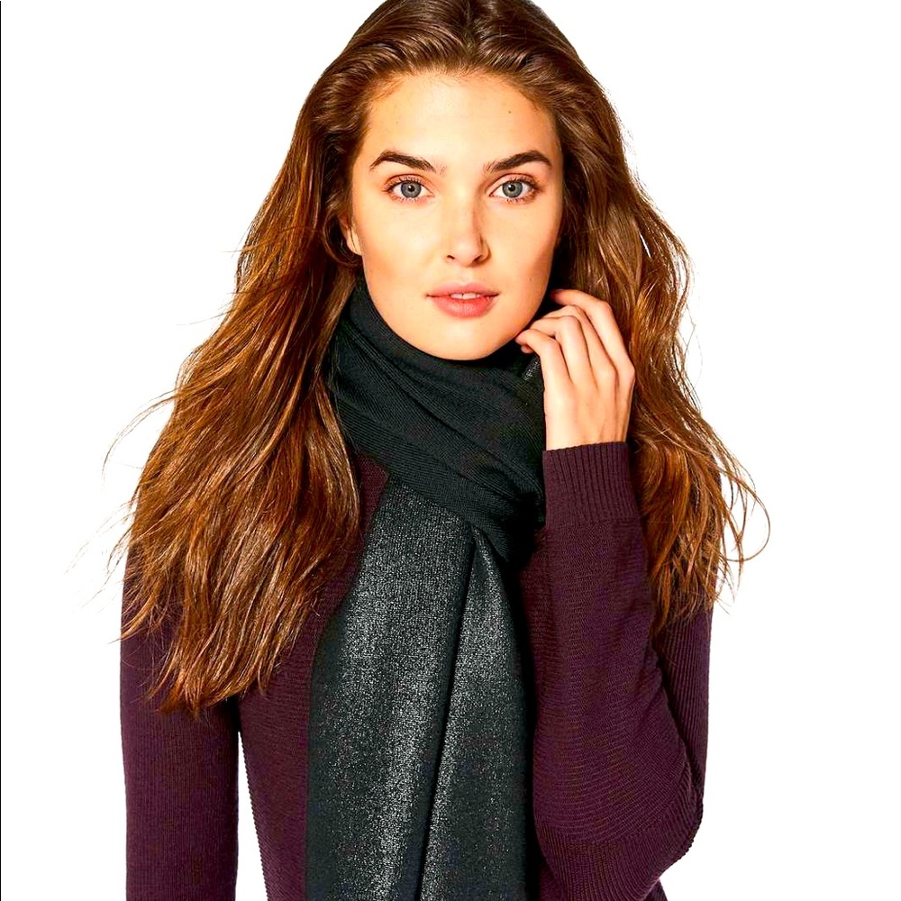 NWT Lululemon All That Shimmers foil Scarf